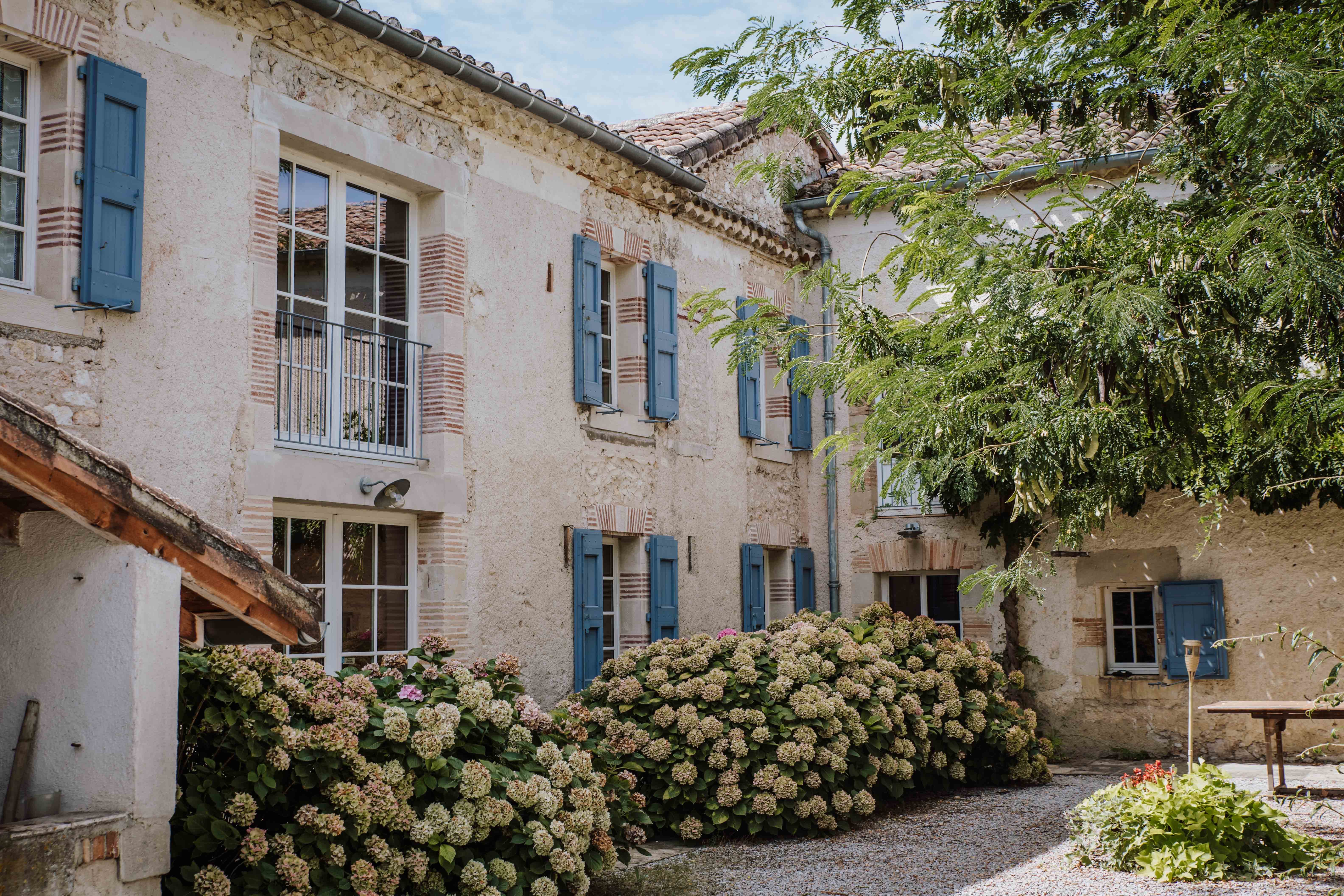 Choisir le lieu parfait pour une cérémonie de mariage inoubliable dans le Tarn